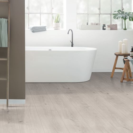 Parchet laminat NatureSense Aqua Long Light Grey Seefeld Oak 10 mm